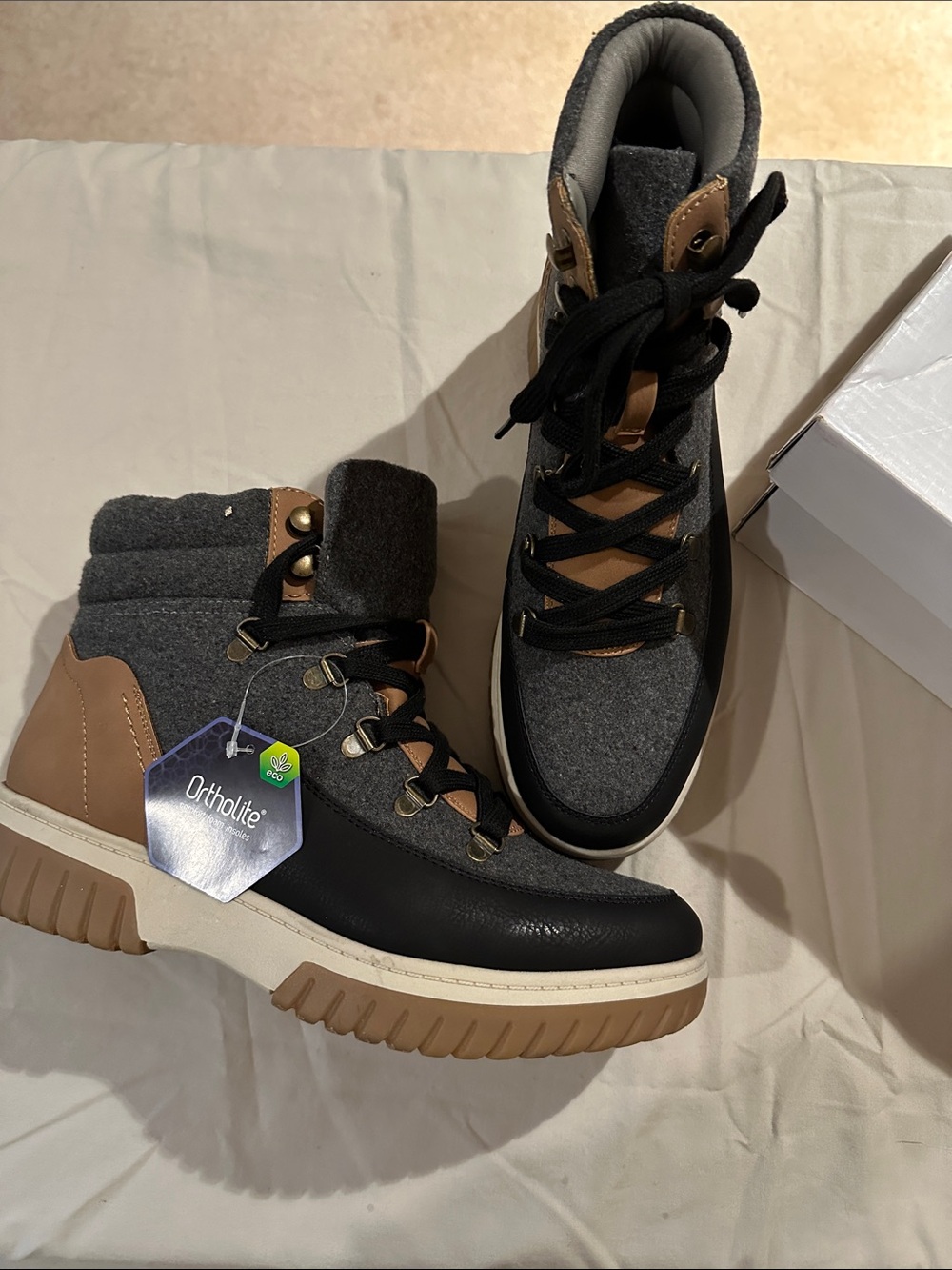 Sonoma Gray, Black & Tan Mixed-Material Hiking Boots